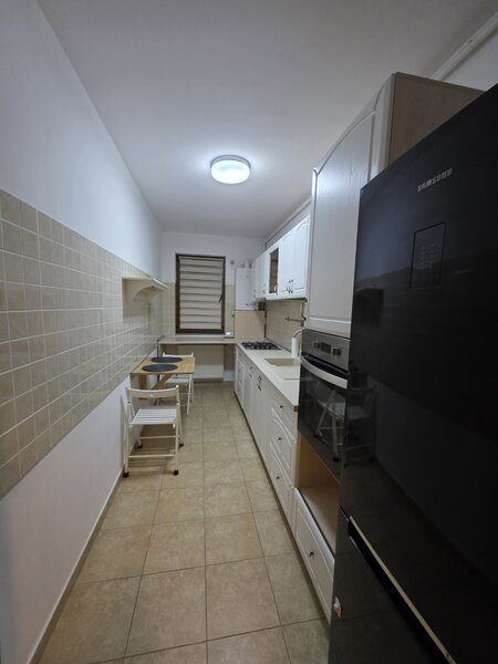 Metrou Mihai Bravu, strada Penes Curcanul, bloc 2015, centrala, parcare